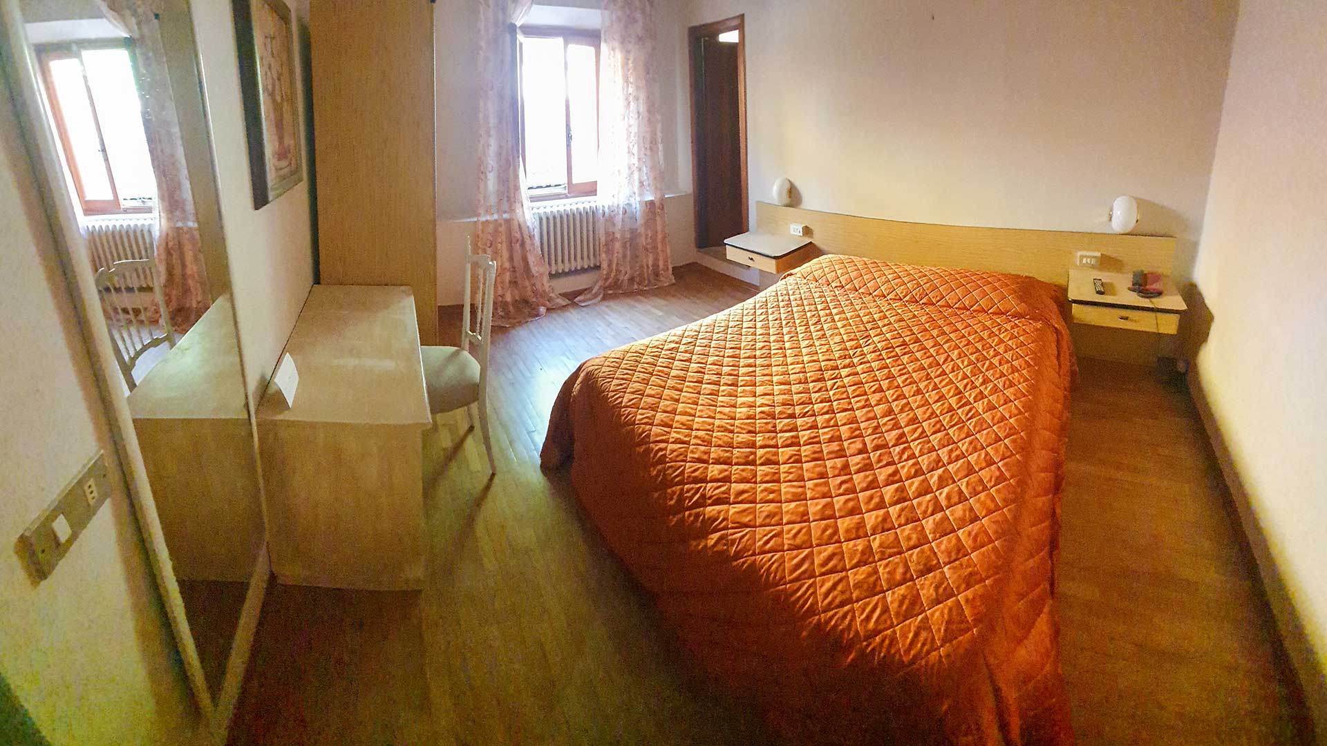 camera basic hotel bellavista san baronto